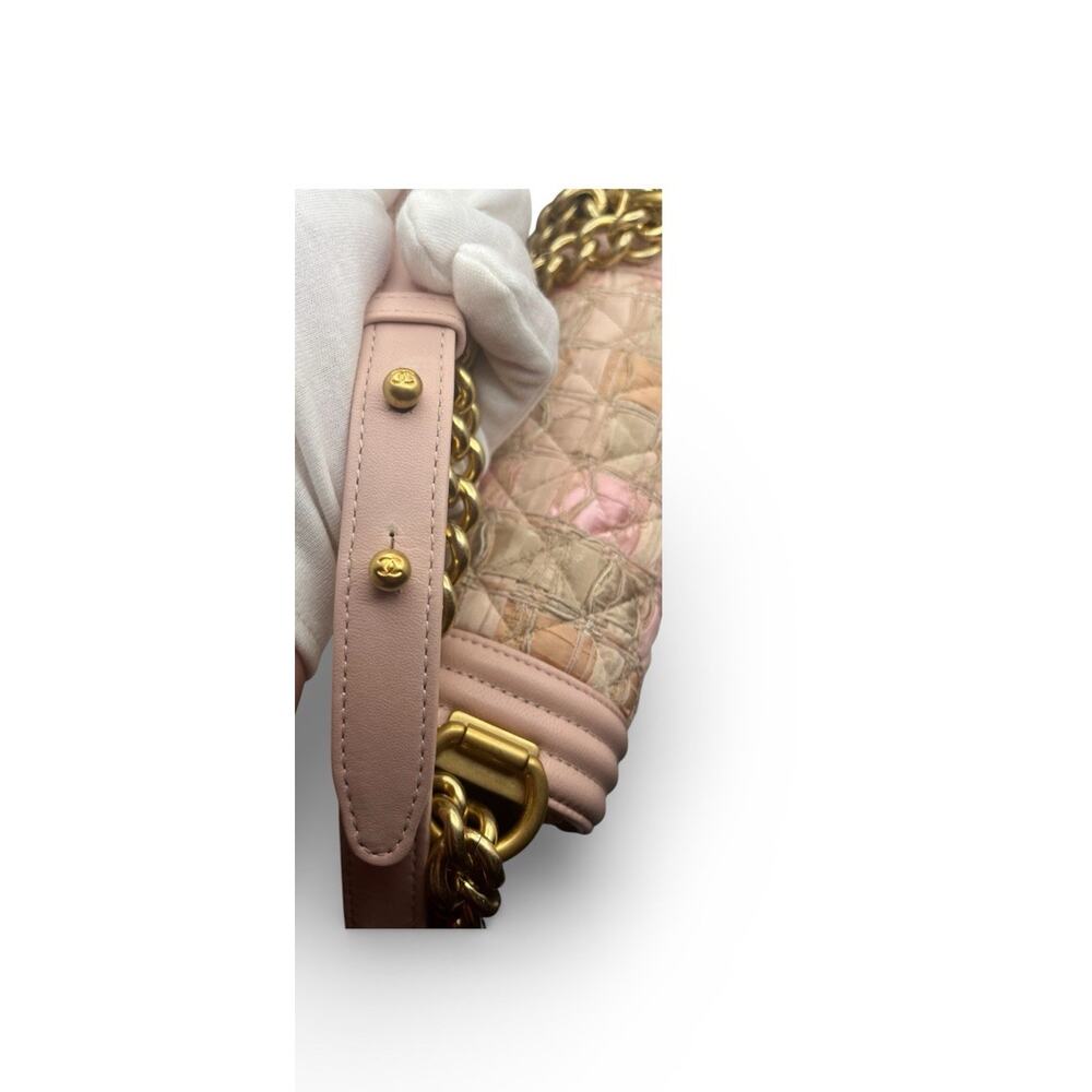 Chanel Small Boy 20cm Pink Tweed Flap Bag Gold-Tone Hardware Made in France - Picture 8 of 11